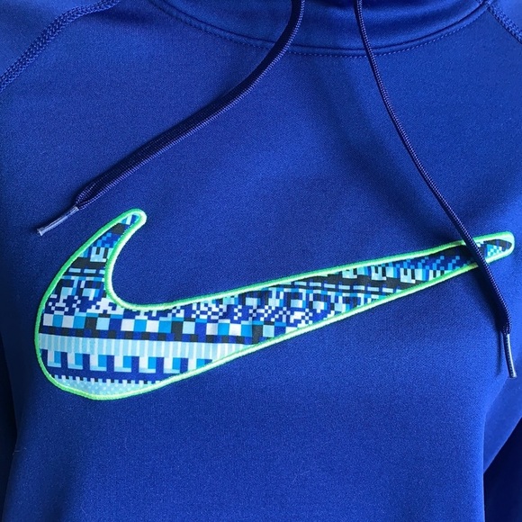 Nike Therma Fit Royal Blue Hooded Pullover Top - Picture 6 of 14